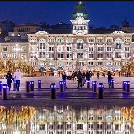 Tra Sole E Mare Trieste